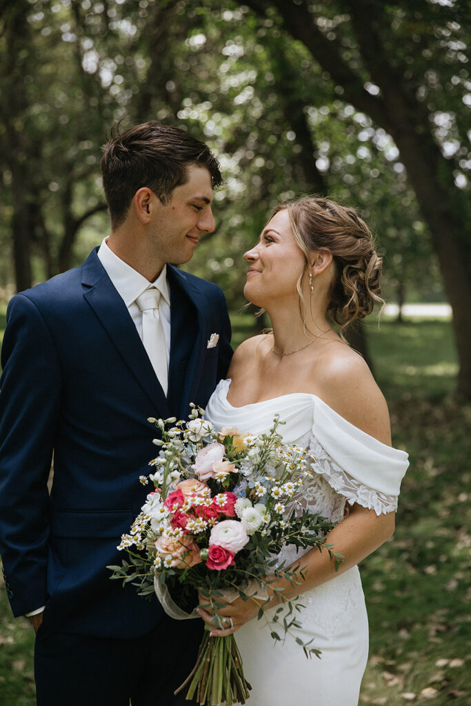 Planning a North Dakota Wedding? Here’s What to Know About Every Season