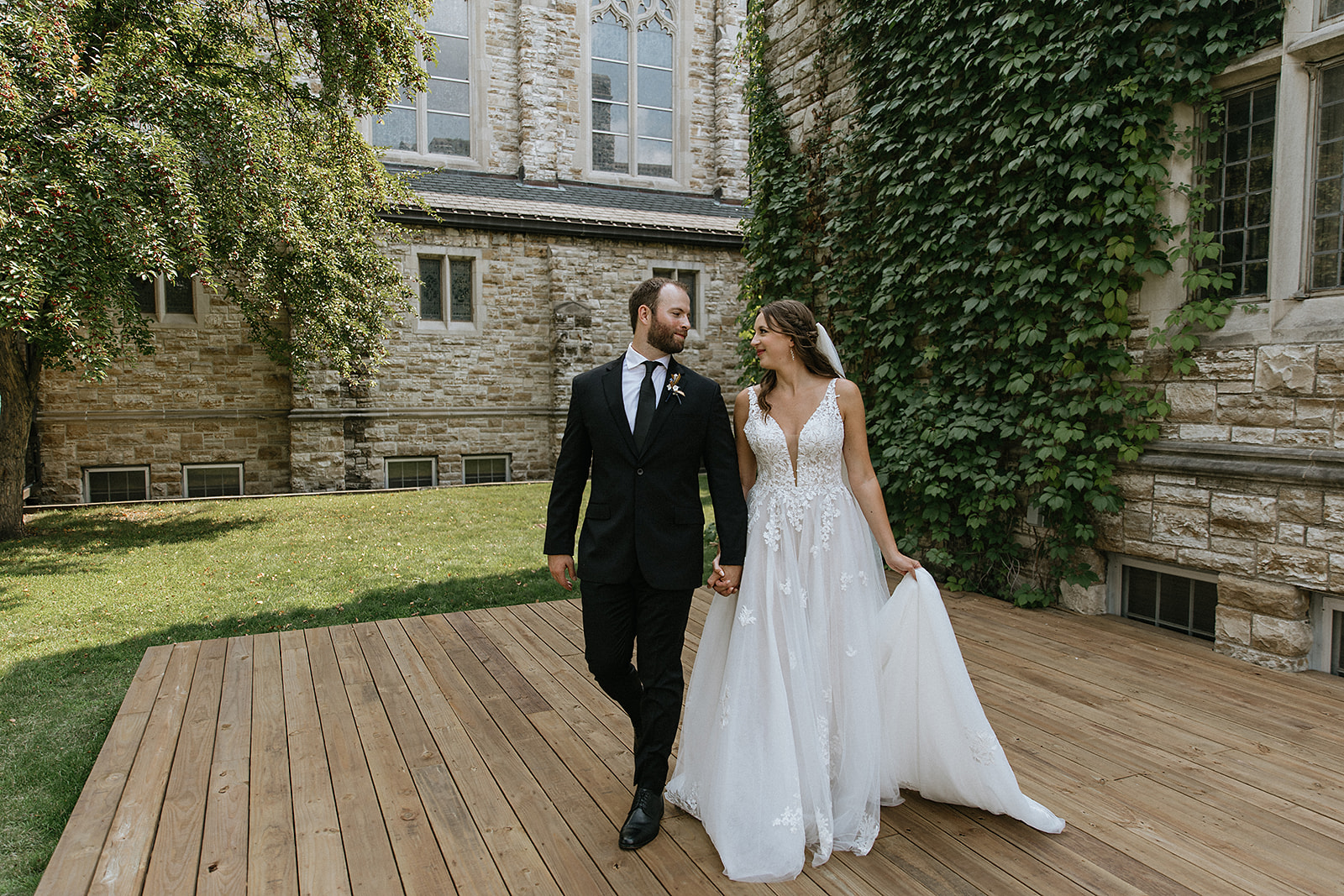 Exploring Wedding Venues in Fargo: Where to Get Married, When, and How Much It Costs!