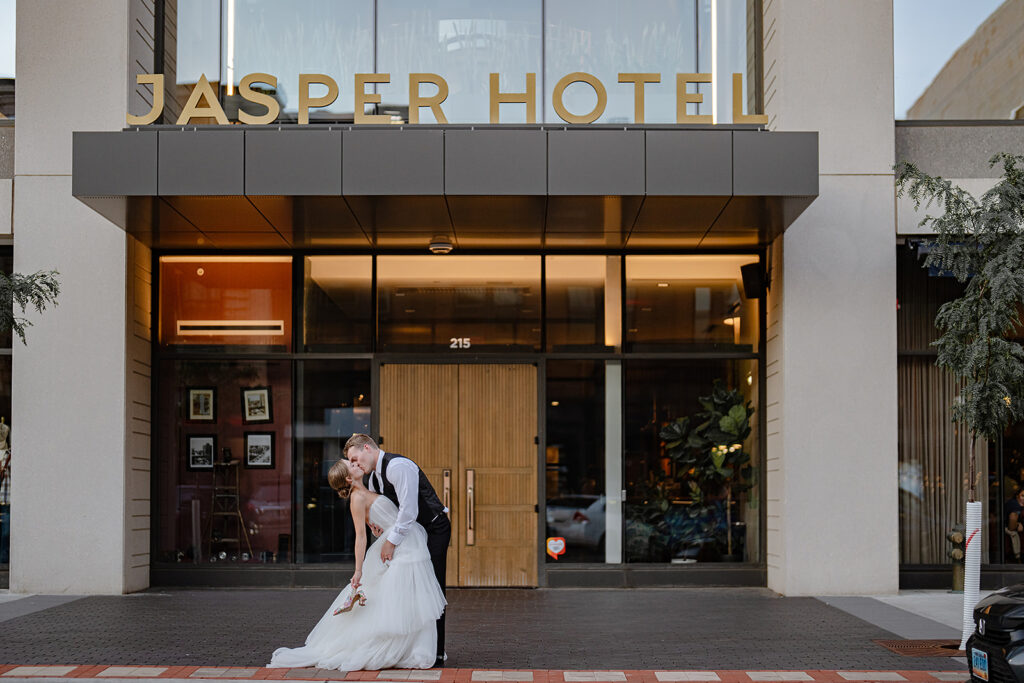 Exploring Wedding Venues in Fargo: Where to Get Married, When, and How Much It Costs!