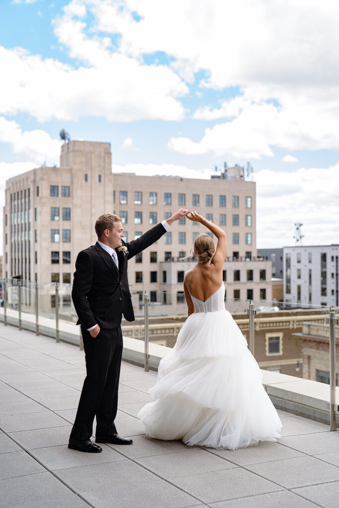 couple dancing during their bridal session
