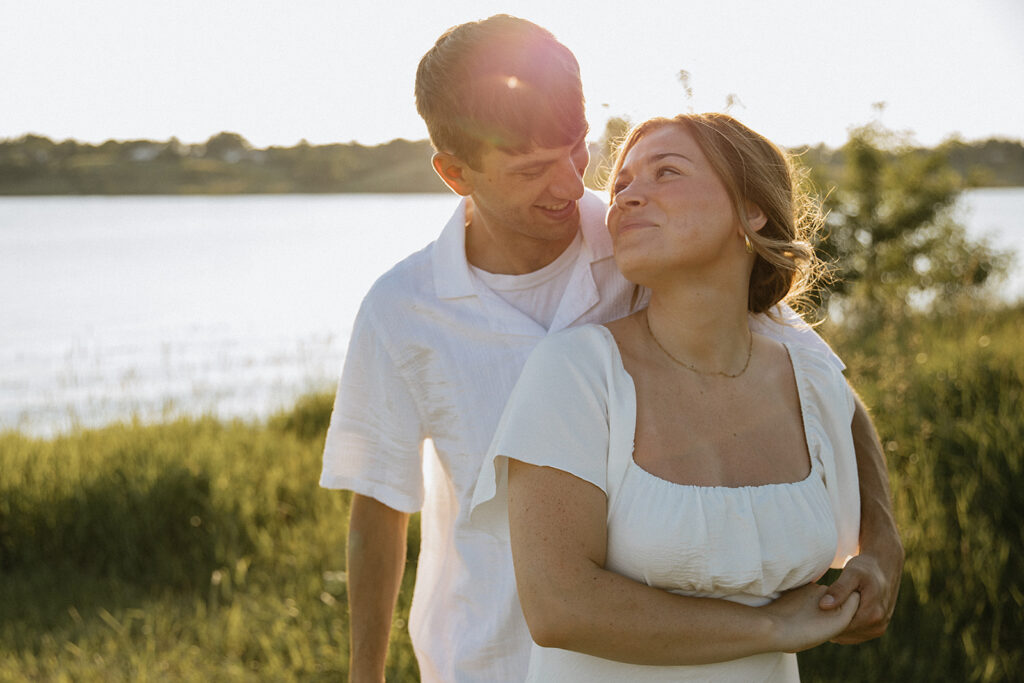 Engagement Session Prep Tips That’ll Help You Feel Like a Total Pro in Front of the Camera