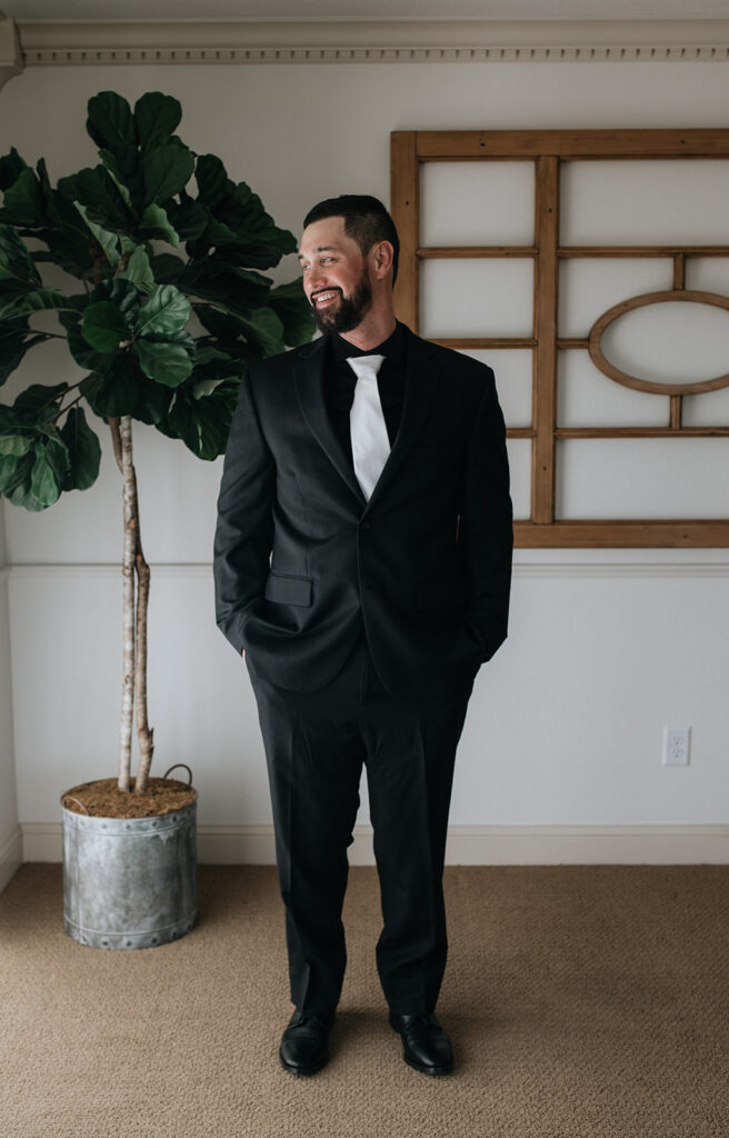 picture of the groom before heading to his ceremony