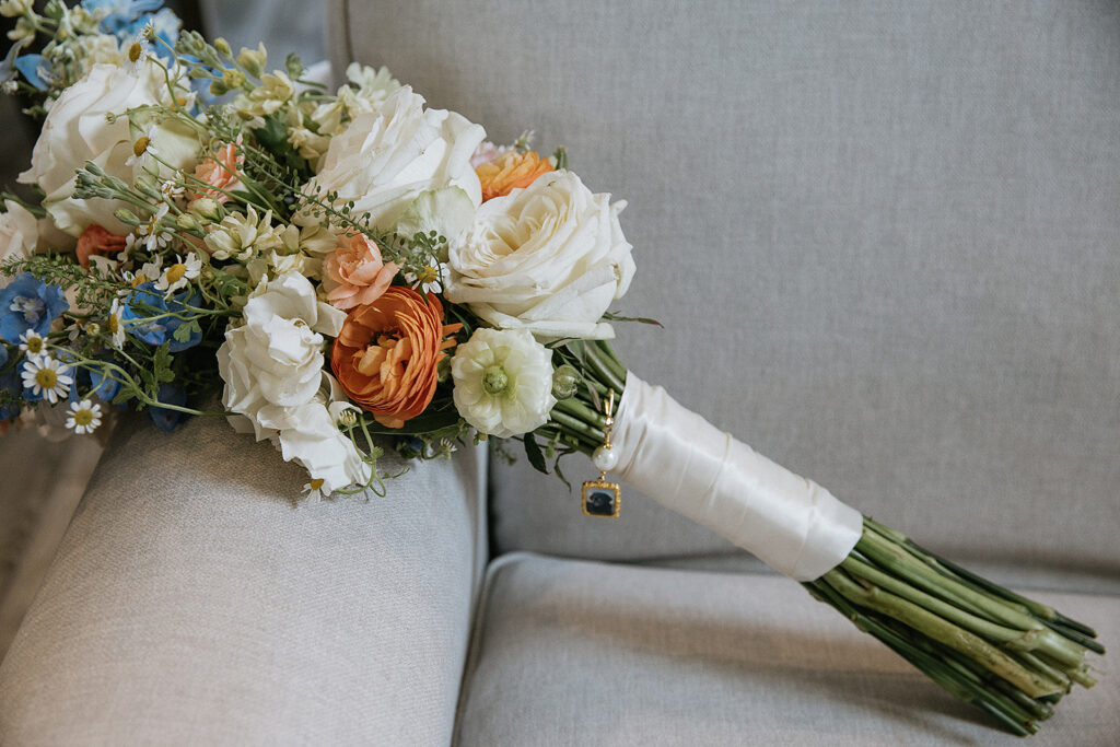 elegant wedding bouquet