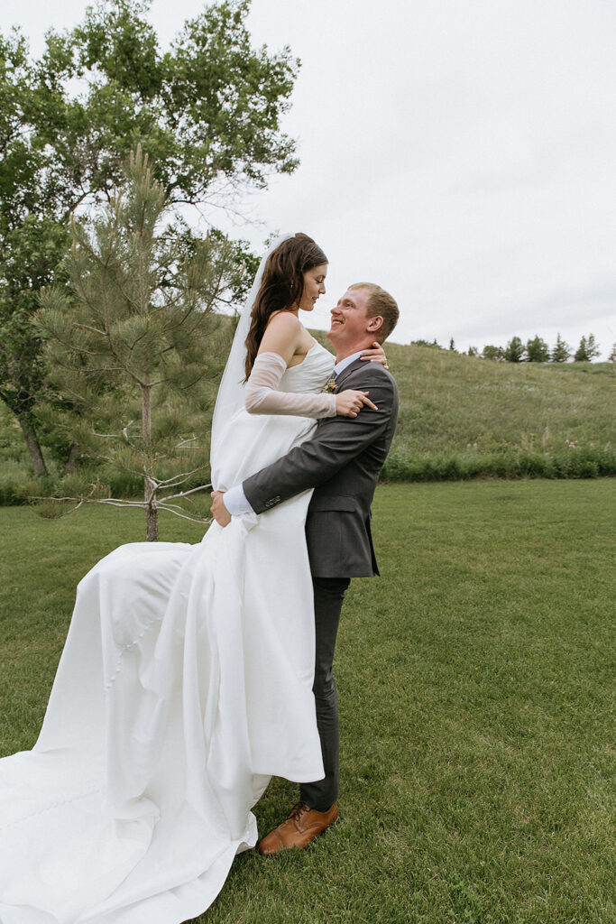 Taylor & Rhett’s Timeless Wedding Day with Luxe Details & All the Joy