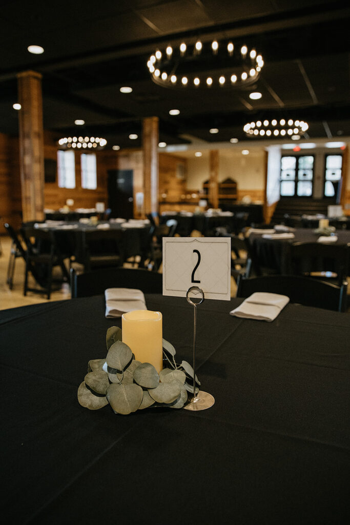 Beautiful wedding reception details
