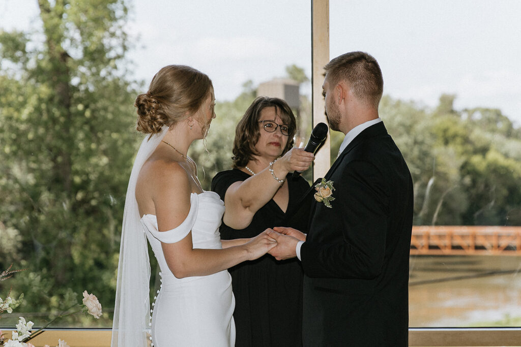 Kylie & Ian’s Romantic Modern Wedding at RiverHaven Events Center