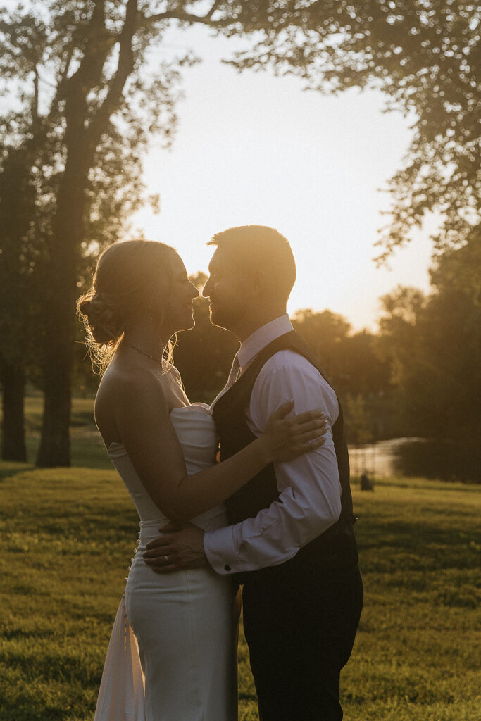 stunning golden hour pictures of the soon to be married couple