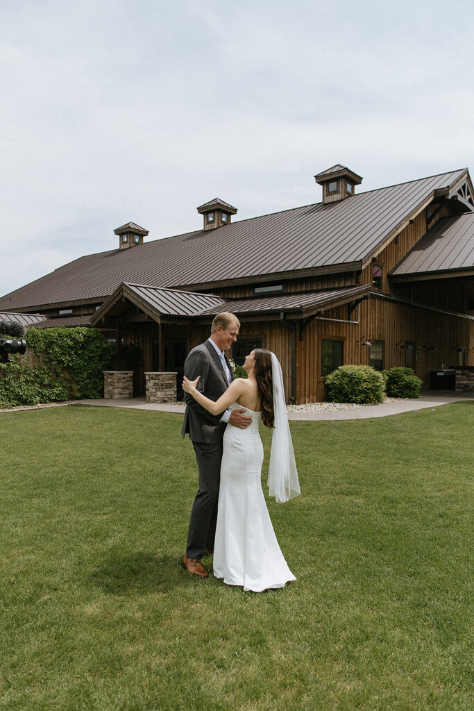 Your Go-To Guide for the Best Fargo Wedding Vendors