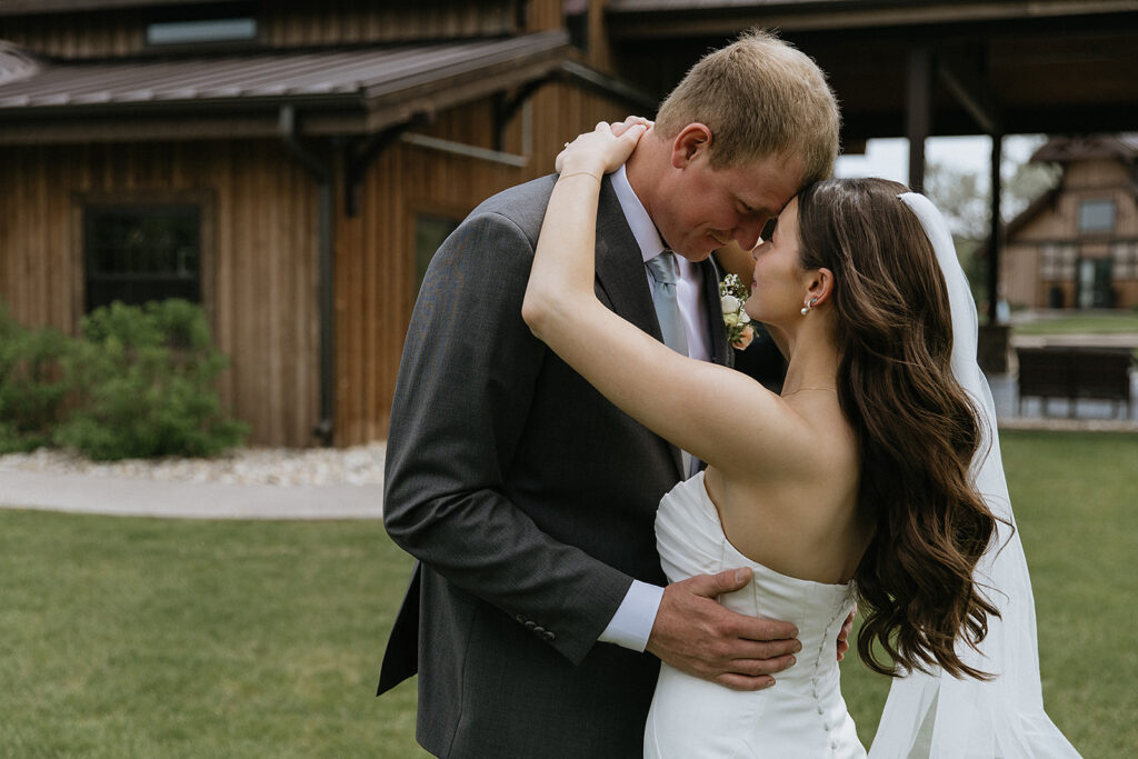 Your Go-To Guide for the Best Fargo Wedding Vendors