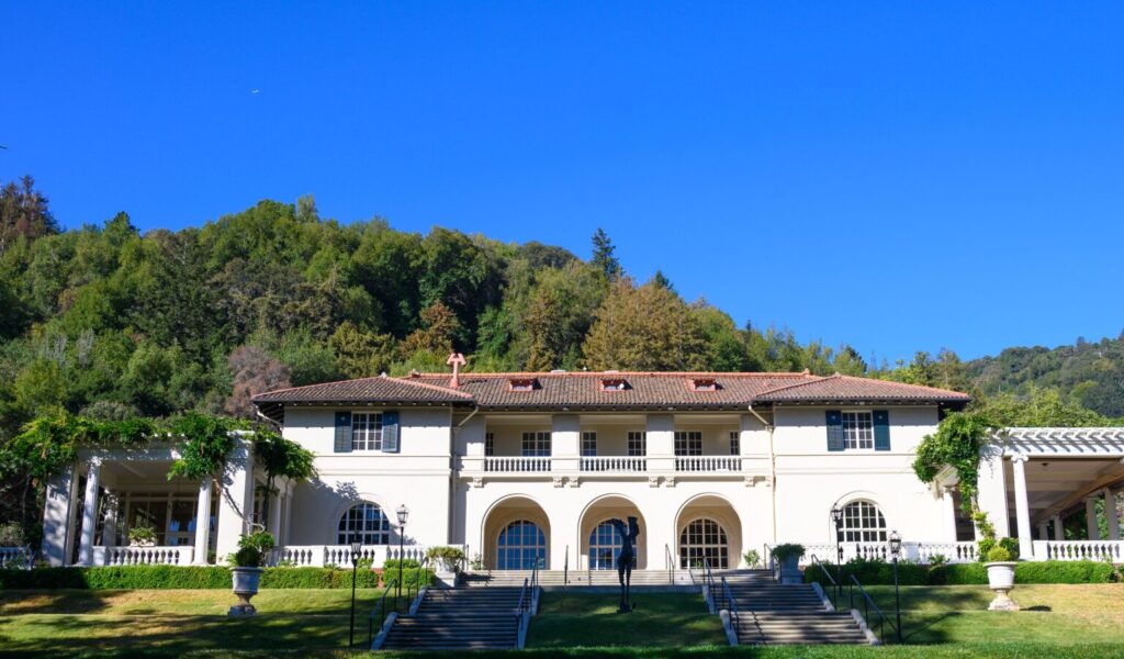 stunning italian inspired wedding venue